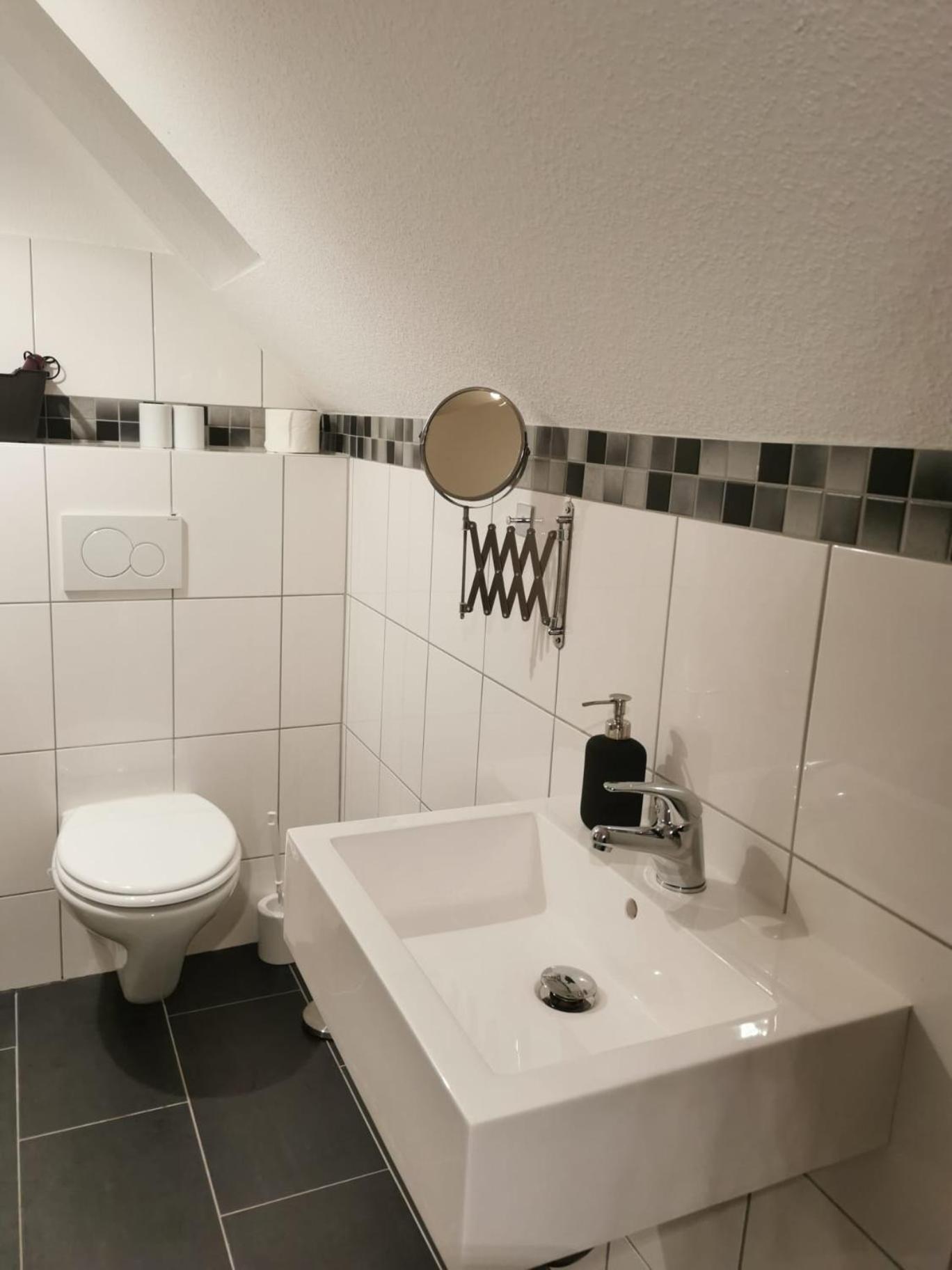 Ferienwohnungen Recklinghausen-Nord Esterno foto